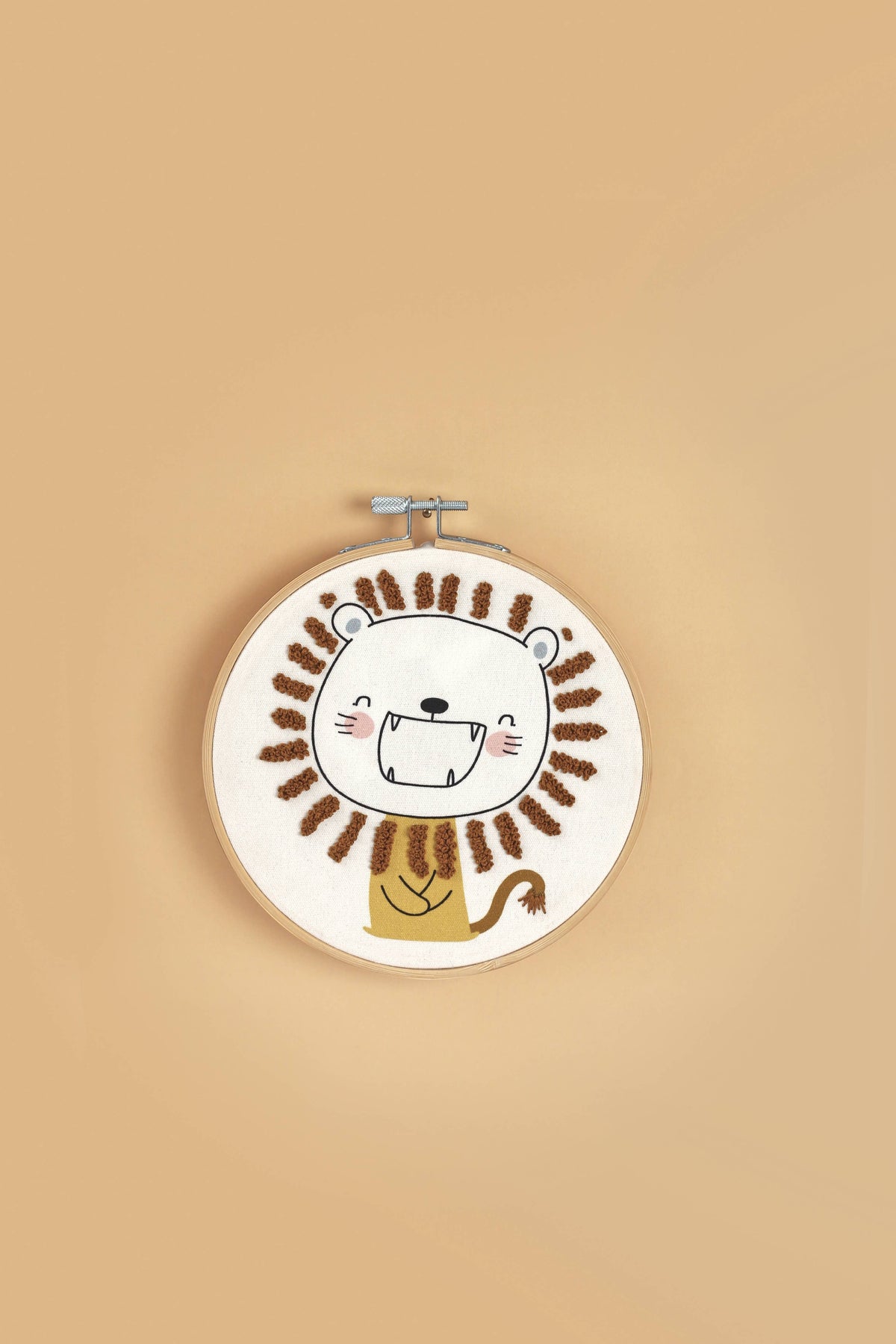 KIT BRODERIE PARTIELLE LION SAUVAGE Ø15 CM