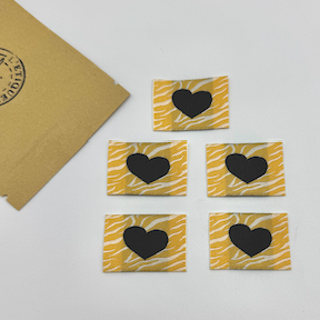 Etiquette Tissée à coudre : Coeur sur fond zèbre - BEIGE
