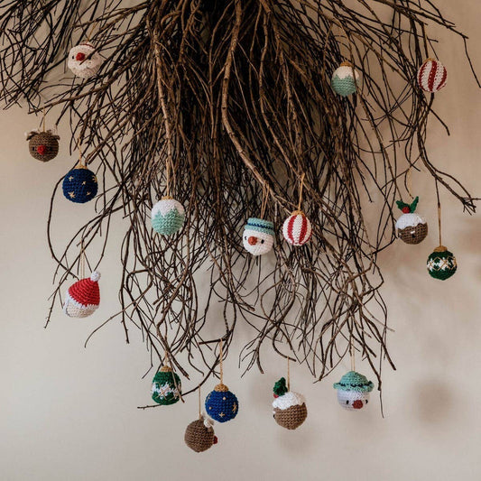 Kit de crochet DIY boules de Noël pays des merveilles