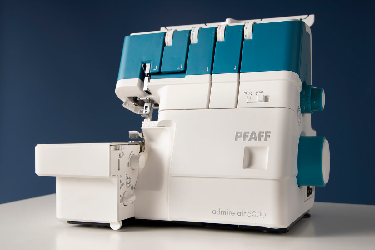 Surjeteuse PFAFF admire air 5000