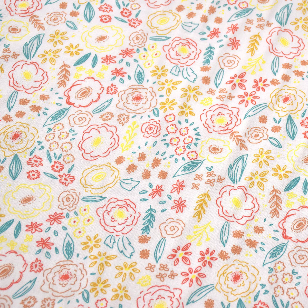Tissu double gaze Majorelle fleuri écru – vendu par 50 cm