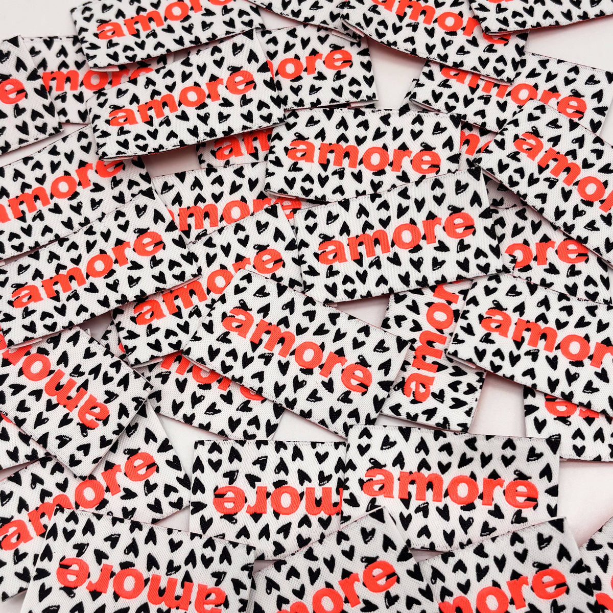 Etiquette Tissée à coudre : Amore - FLUO 
