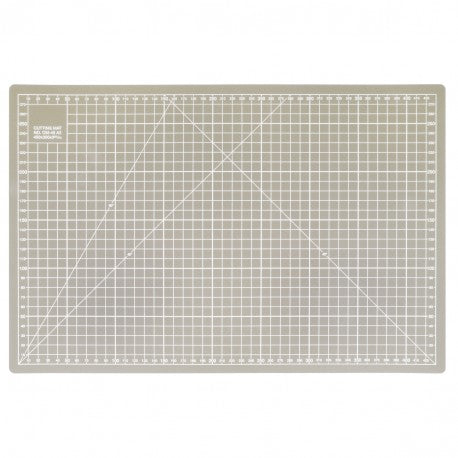 Planche de découpe couture 45x30 cm grise