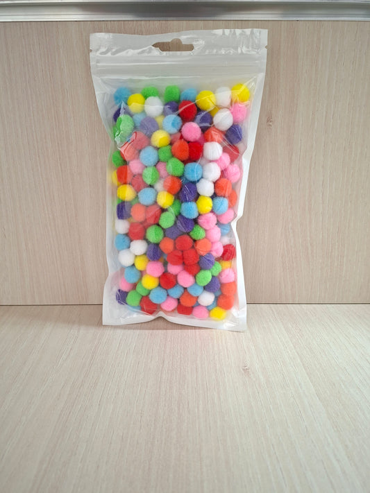 Pompons 15 mm - lot de 250 pièces pour loisirs créatifs