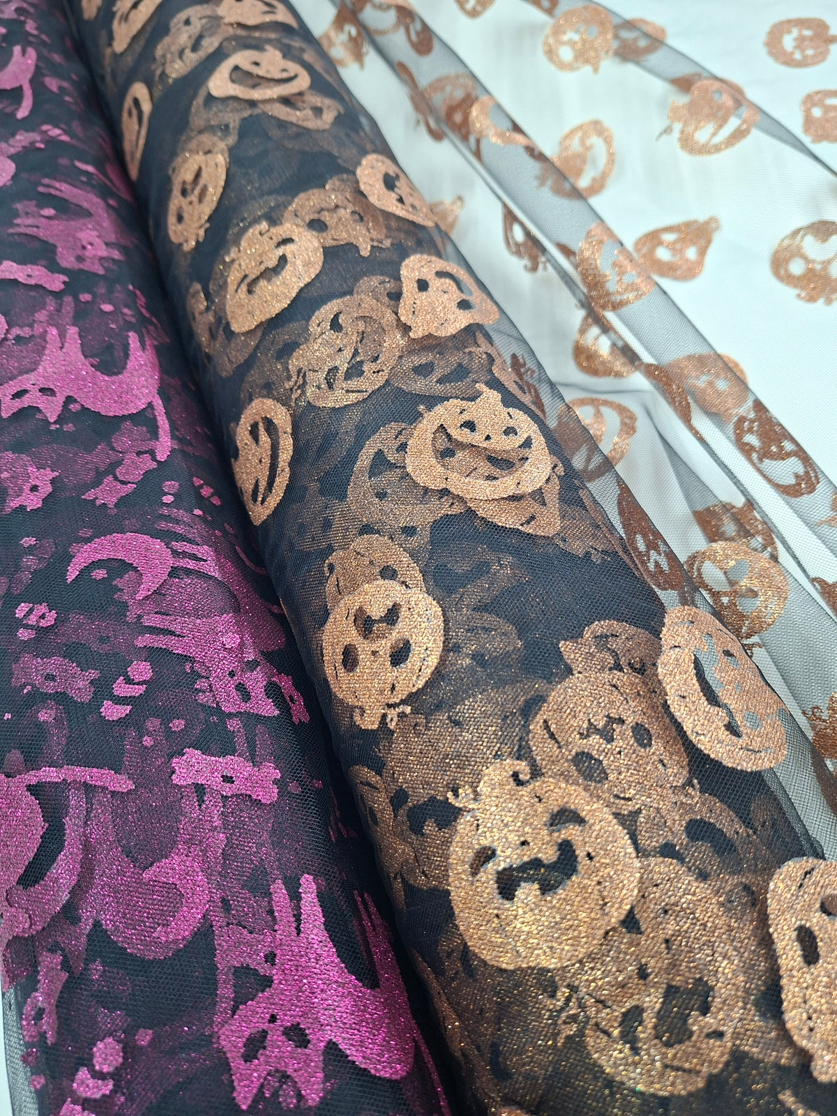 Tulle Halloween cuivre 100 % polyester - vendu par 50 cm