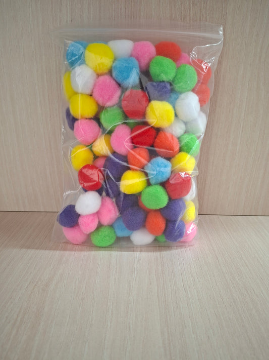 Pompons 30 mm en acrylique - lot de 100 pièces